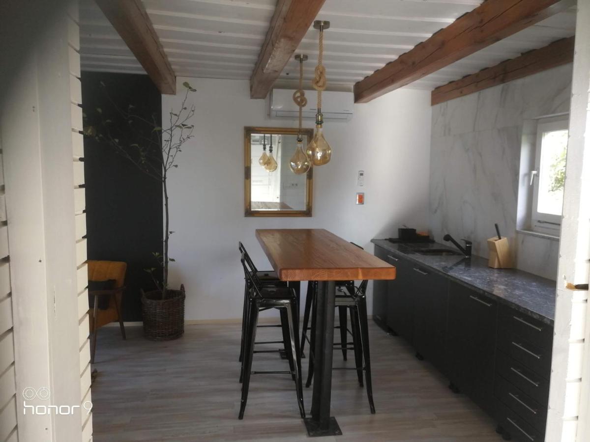 Holiday Home Wanderlust לנדבה מראה חיצוני תמונה